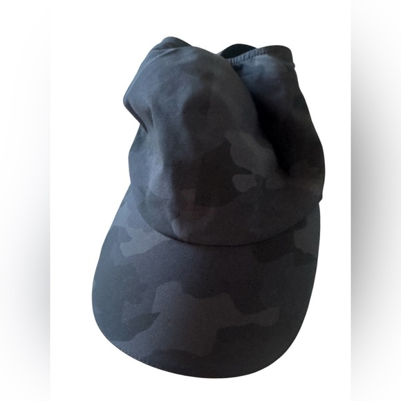 Lululemon Ladies Camo Black Fast Free Run Hat with Pony LW9DFUS main image 6